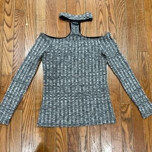 bebe
Black and Gray Textured Top